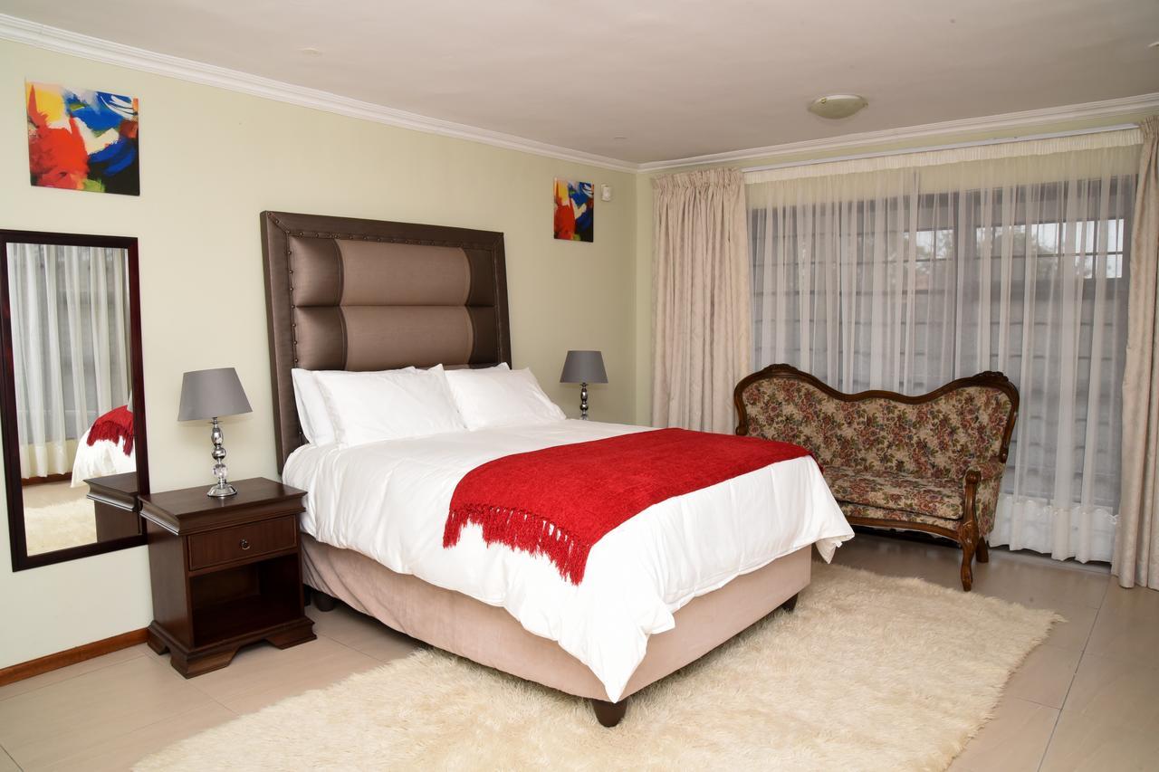 Vinolux Guest House Мтхатха Екстериор снимка