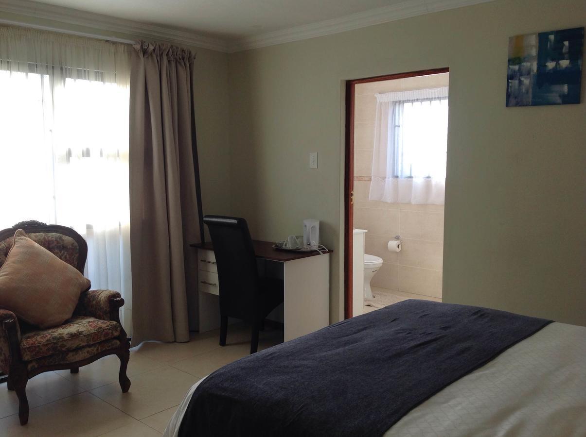 Vinolux Guest House Мтхатха Екстериор снимка